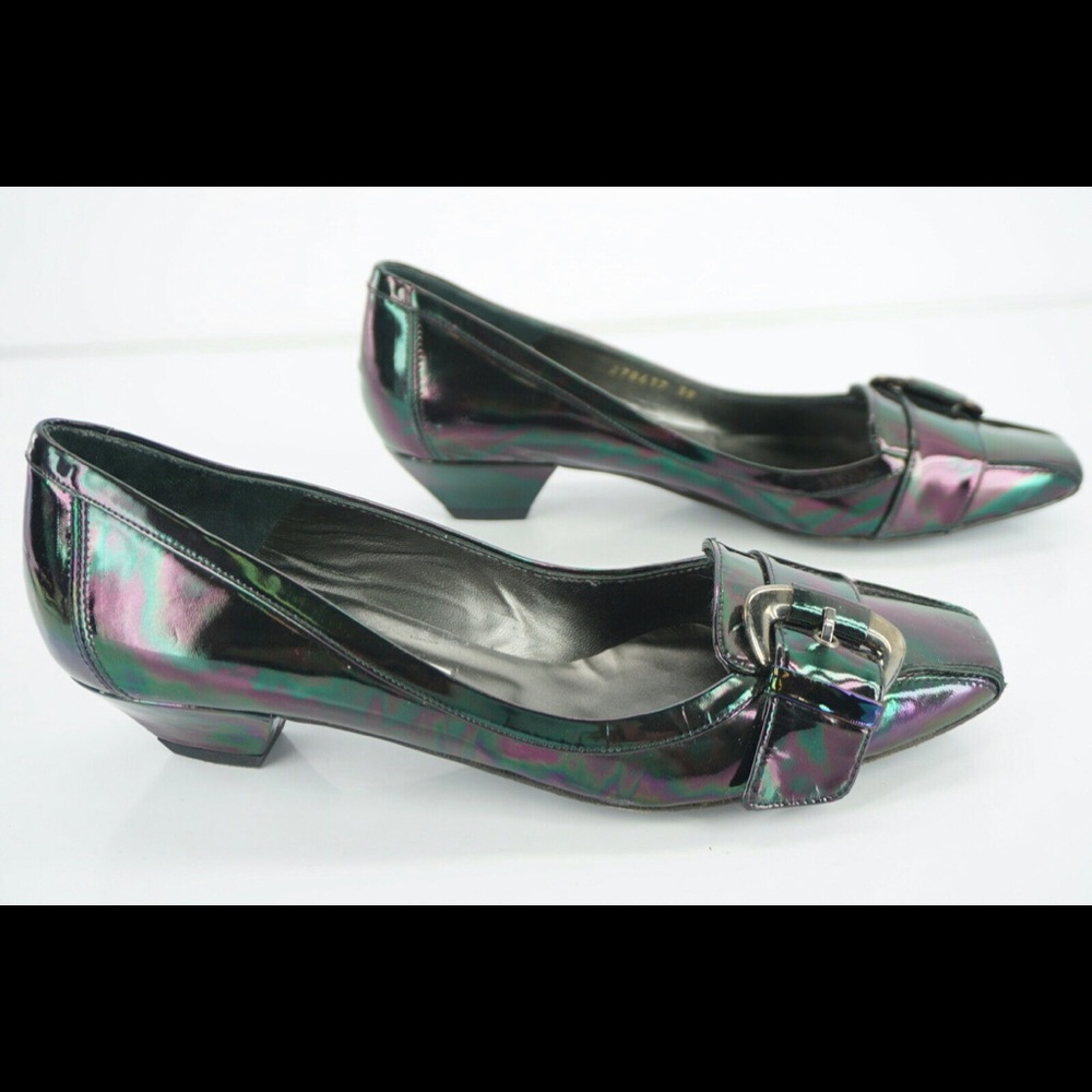 Pura Lopez pumps
